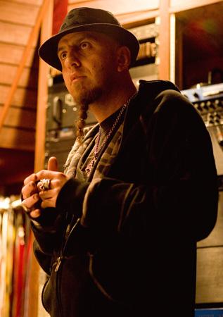   (Shavo Odadjian)