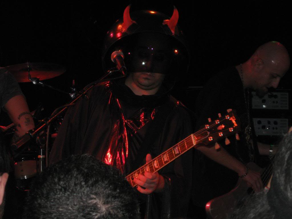 2009-10-31 Shavoween -   (Daron Malakian)    (Shavo Odadjian)