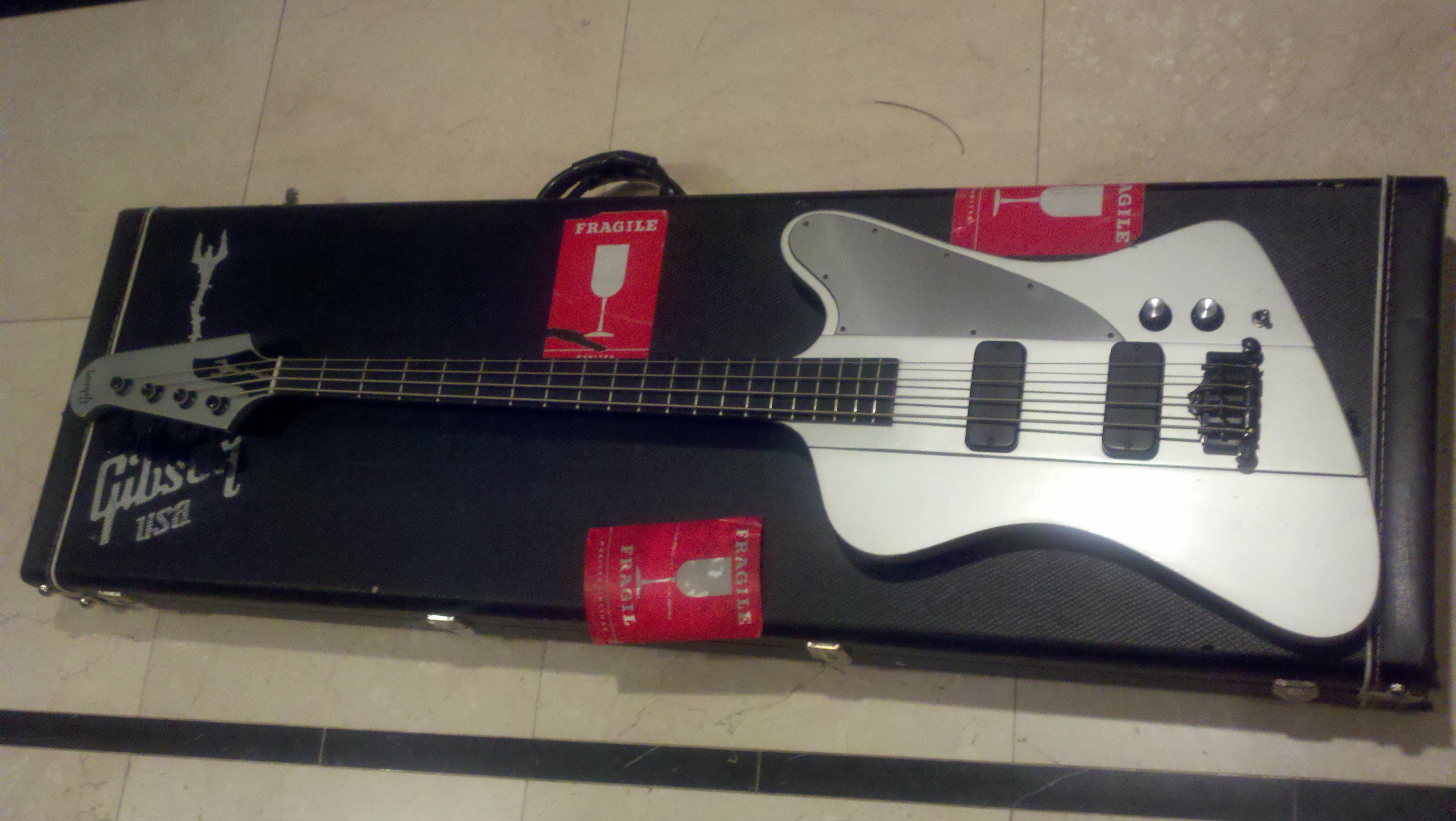 Shavo odadjian hotsell signature bass
