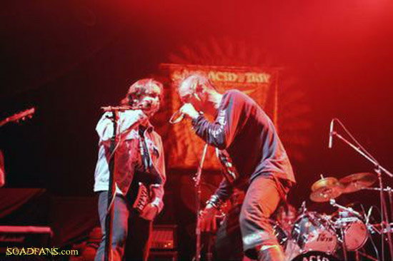 2005-08-19 Bad Acid Trip feat. Daron Malakian (Gwinnett Arena, Atlanta, GA)